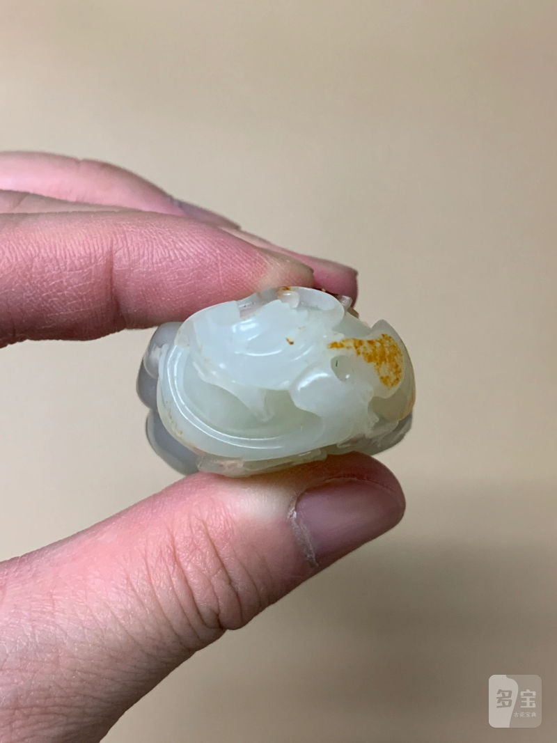 清 白玉红皮巧雕葫芦镇纸 - 图6